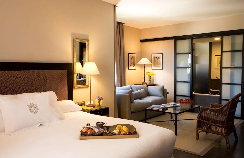 detail-hotel-img