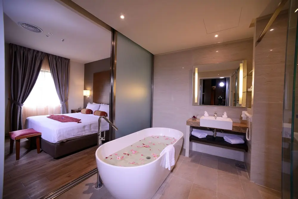 detail-hotel-img
