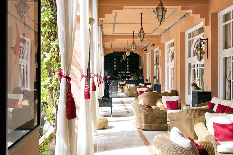 detail-hotel-img