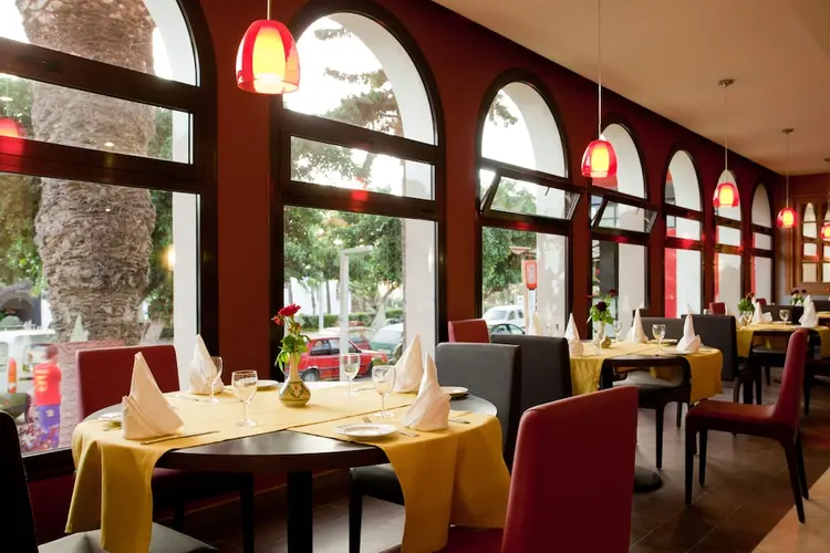 detail-hotel-img