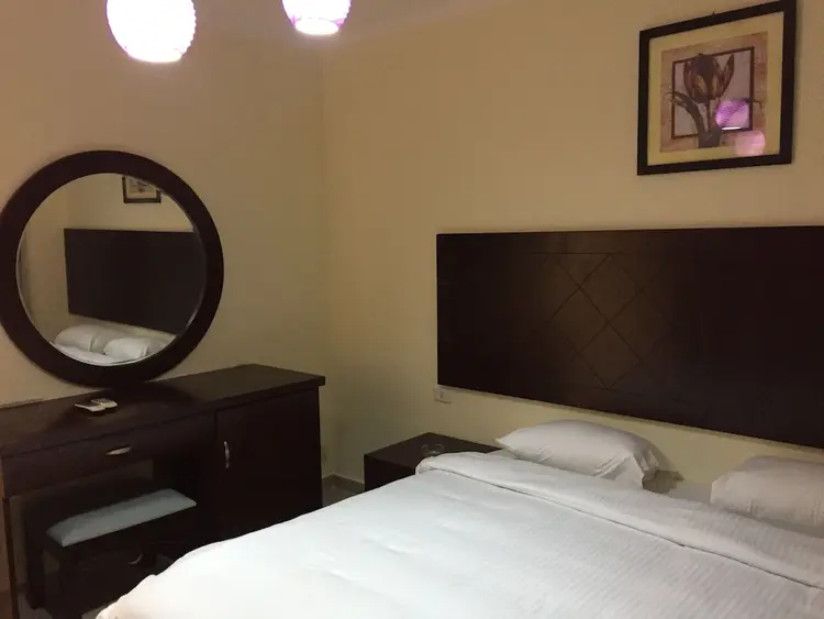 detail-hotel-img