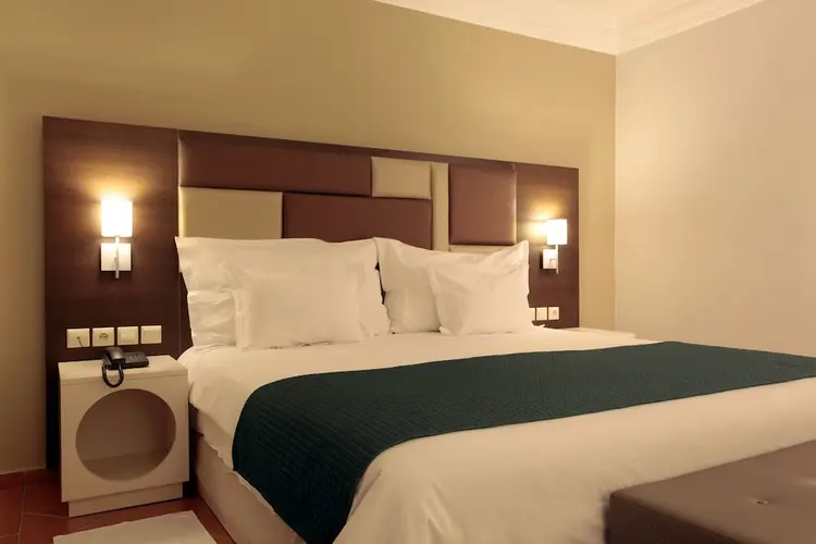 detail-hotel-img