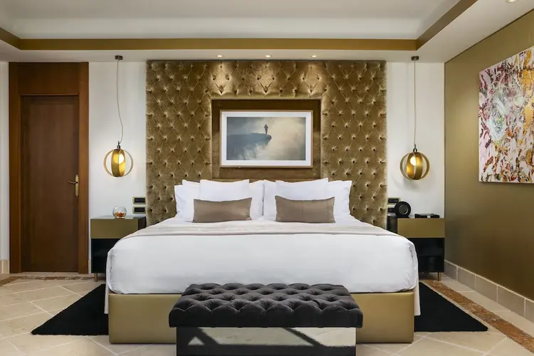 detail-hotel-img