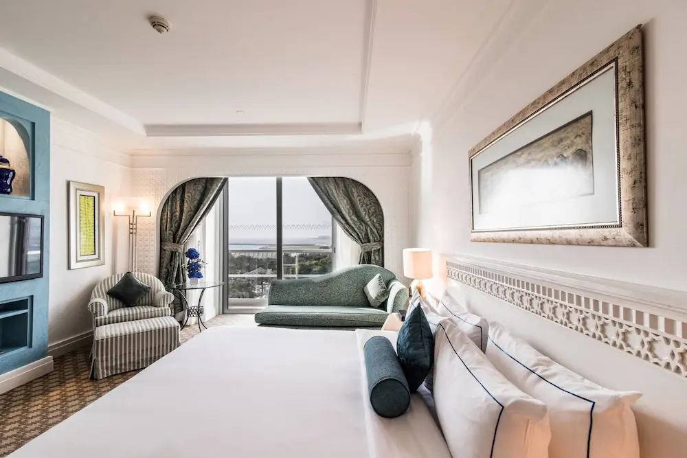 detail-hotel-img