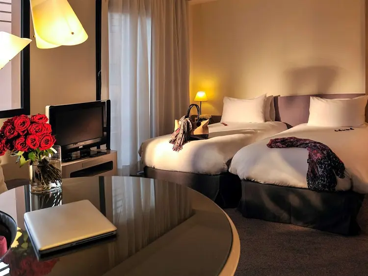 detail-hotel-img