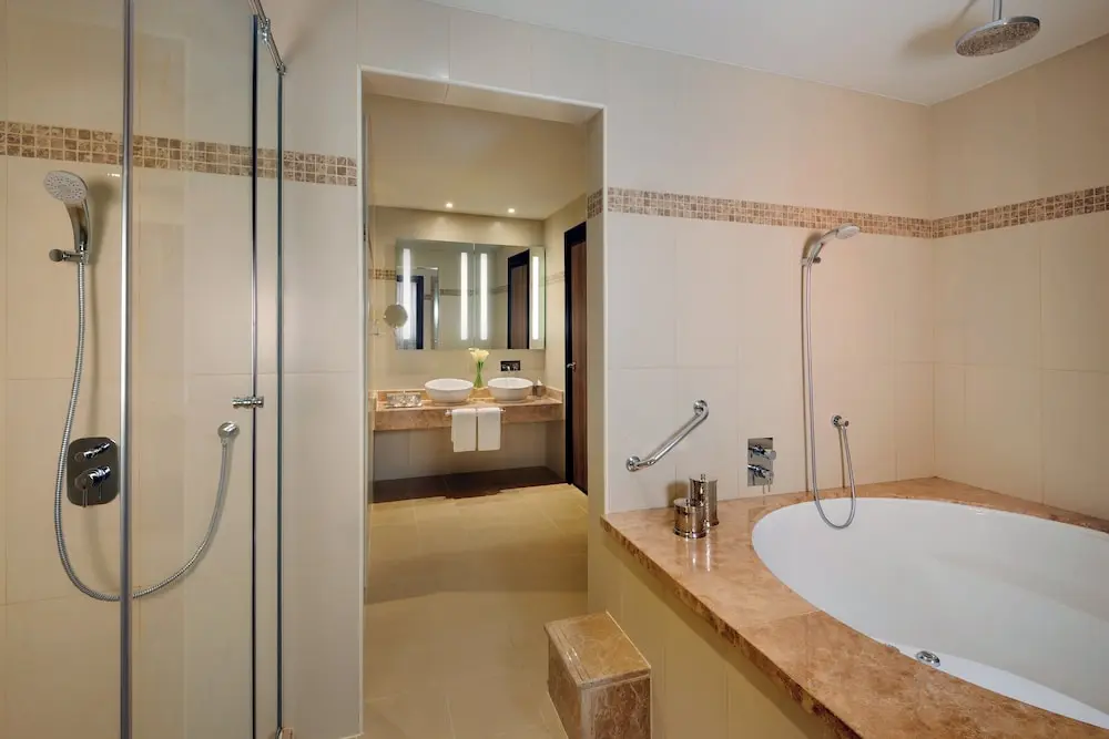 detail-hotel-img