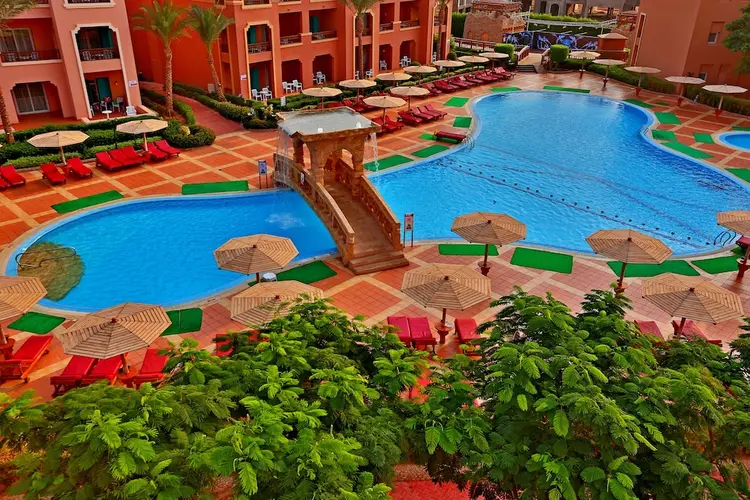 Charmillion Club Aquapark
