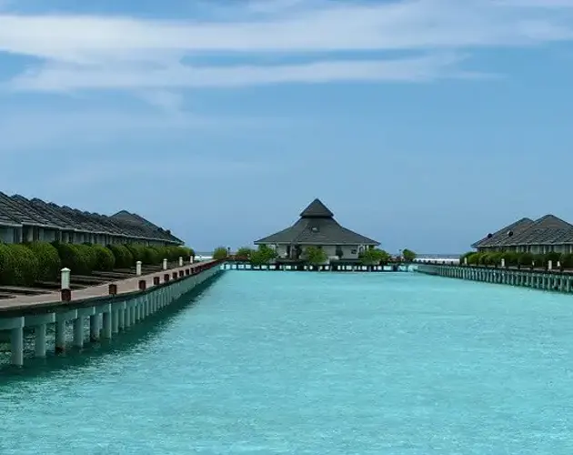 Rahaa Resort