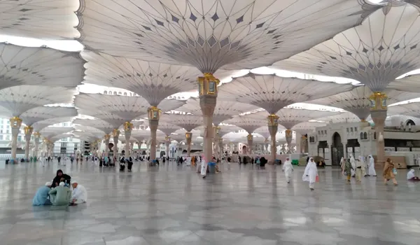 7 Nights 3 Star December Umrah Package 2025