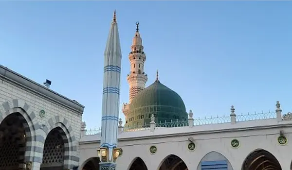 10 Nights 5 Star April Umrah Package