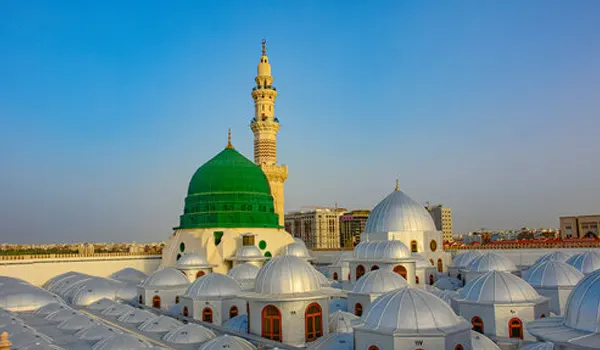 12 Nights 5 Star Easter Umrah Package Img