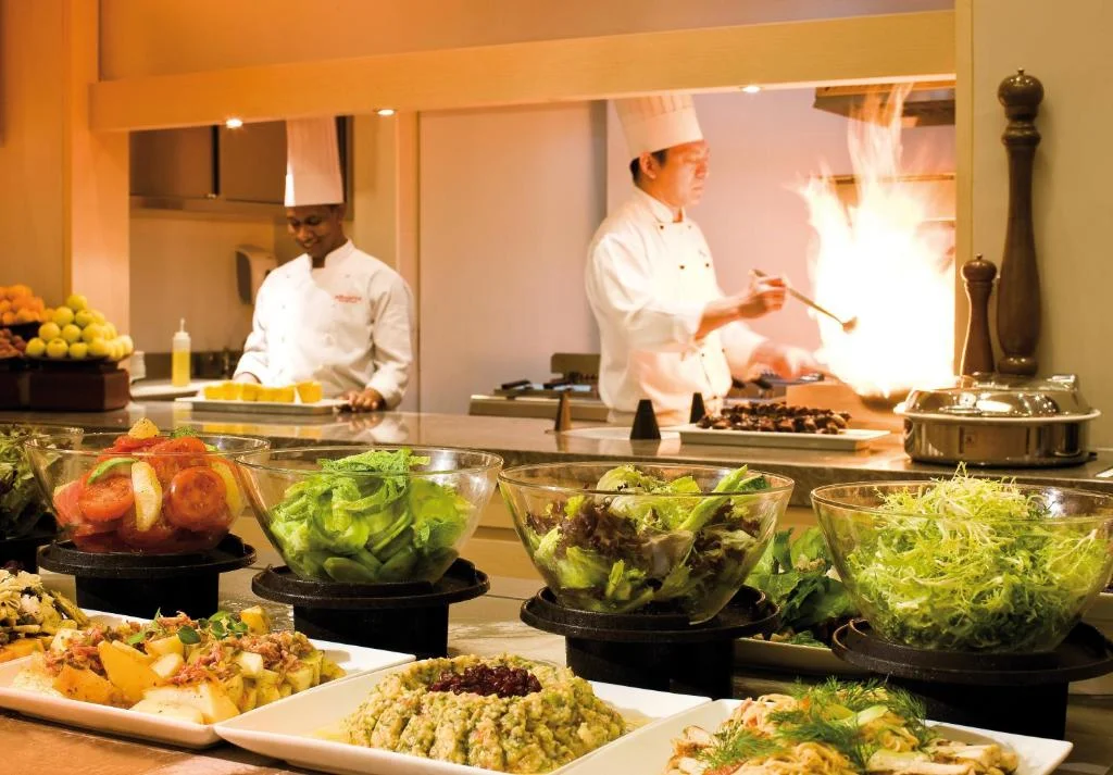 Mövenpick Hotel & Apartments Dubai hotel img