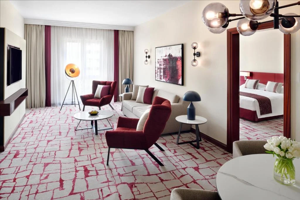 Mövenpick Hotel & Apartments Dubai hotel img