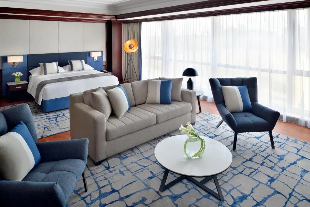 Mövenpick Hotel & Apartments Dubai hotel img