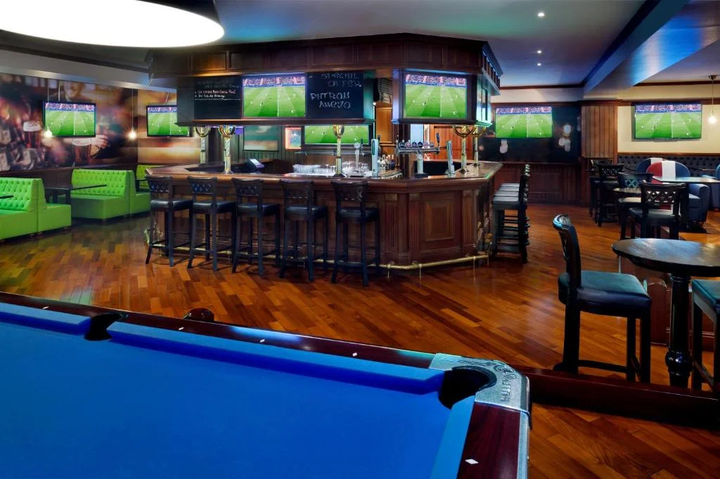 Mövenpick Hotel & Apartments Dubai hotel img