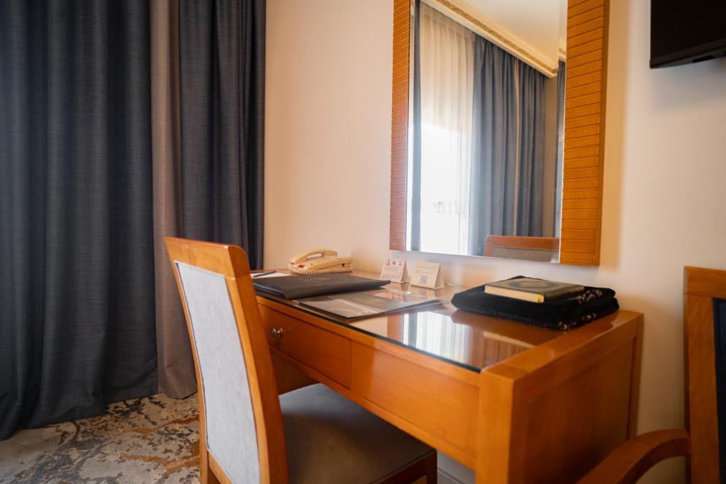 Emaar Grand Hotel hotel img