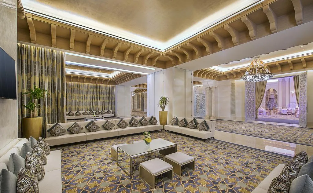 Hilton Convention hotel img