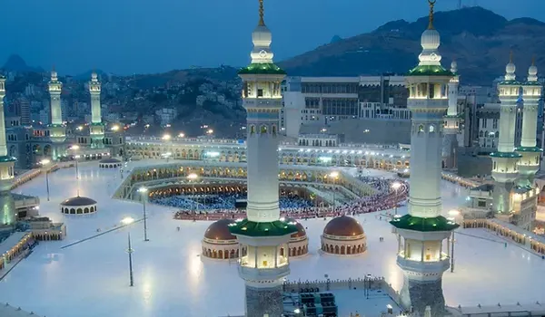 12 Nights 5 Star February Umrah Package